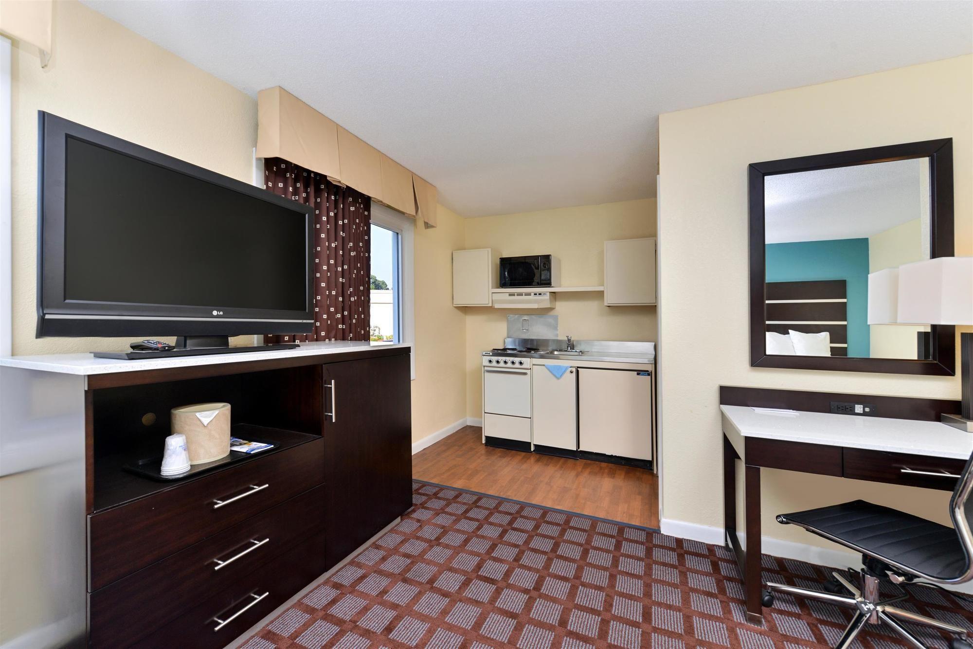 Americas Best Value Inn New London Mystic Luaran gambar
