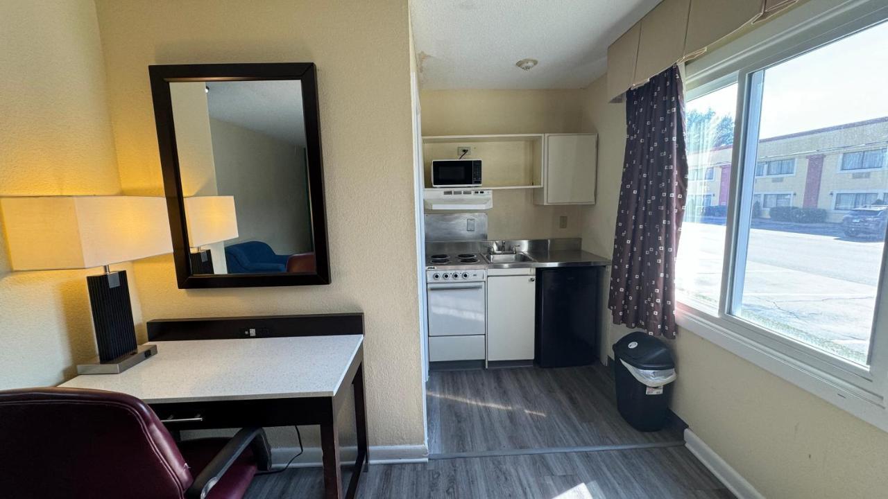 Americas Best Value Inn New London Mystic Luaran gambar